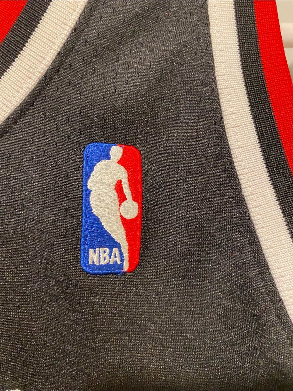 Mitchell&Ness size Large NBA jersey good condition - Picture 3 of 6